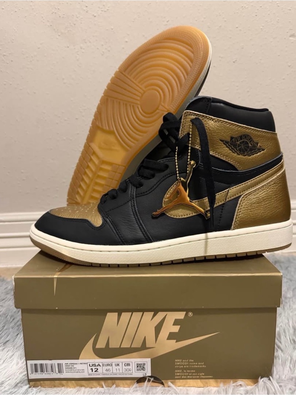 Jordan Air Jordan 1 Retro High OG Black Steel Case Gold Men's Size 12